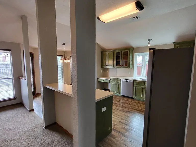 3517 Glisten St — Photo 8
