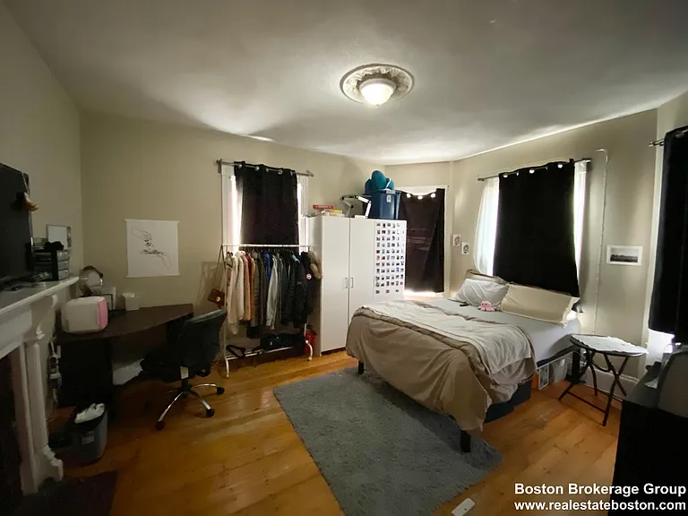 72 Calumet St #1 — Photo 7