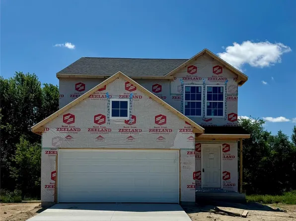 8185 Moonlight Creek Ln, Fowlerville, MI 48836