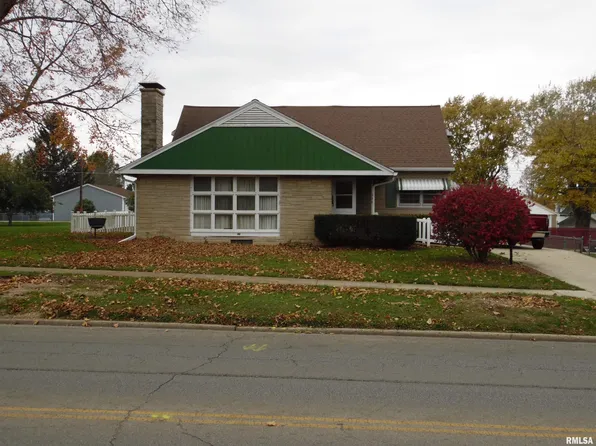 344 S Main St, Canton, IL 61520