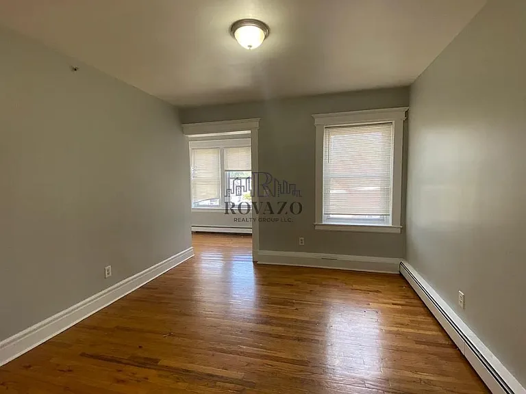10 South St #10 — Photo 5
