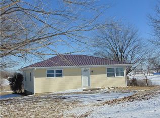 2209 152nd St, Winterset, IA 50273