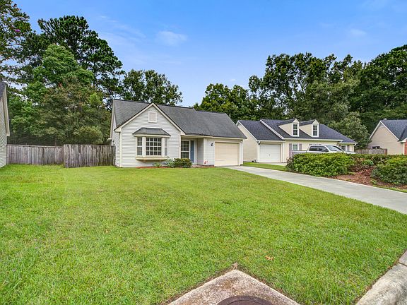 3rd image of 120 Alston Cir