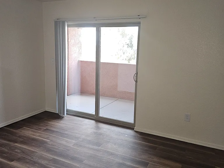 La Posada Apartments — Photo 7