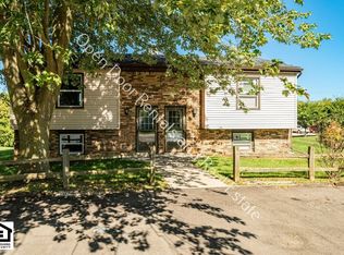 303 W Hobart St, Ashley, IN 46705