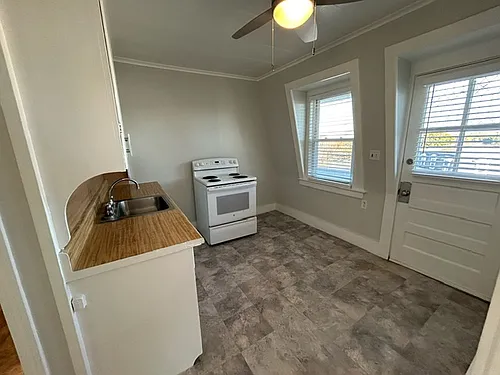 84 South St #301 Photo 1