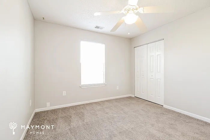 102 Revis Creek Ct — Photo 9