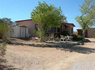 32677 Emerald Rd, Lucerne Valley, CA 92356