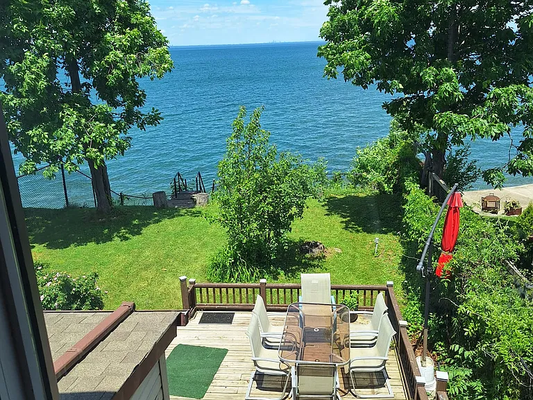 11 Campview Rd — Photo 3