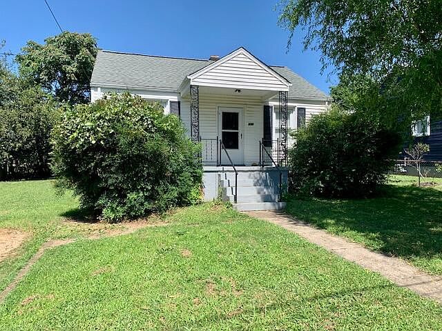 1st image of 946 Morgan Ave SE