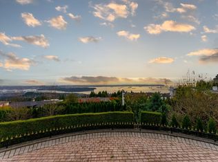 1409 Chartwell Dr, West Vancouver, BC V7S 2R7