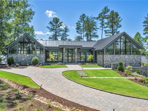 383 Peninsula Rdg, Sunset, SC 29685