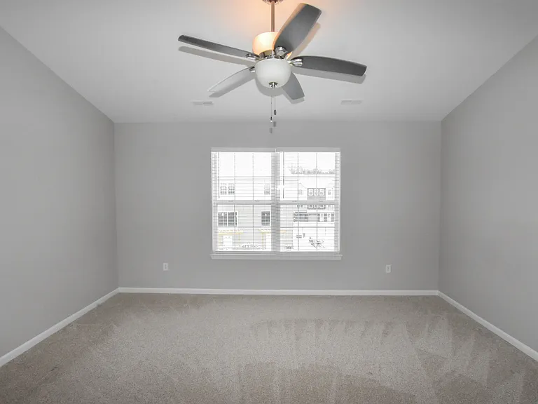 2210 Knotty Pine Trl — Photo 18