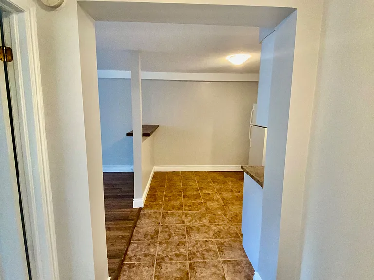 17 Washington St #3 — Photo 5