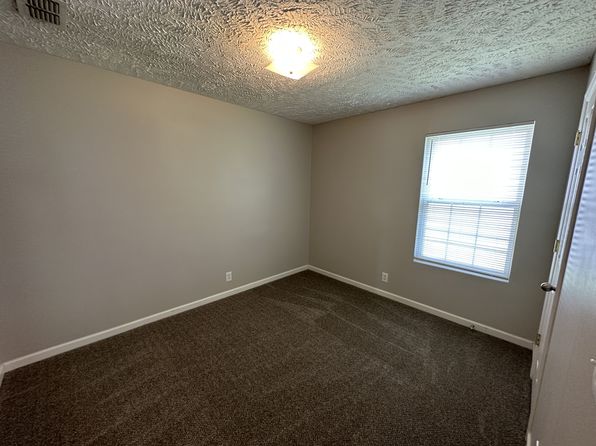 2815 Elijah Dr