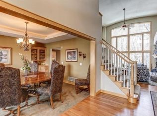 9768 Troy Ln N, Maple Grove, MN 55311