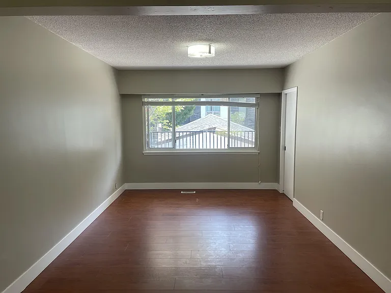 6748 Ash St — Photo 14