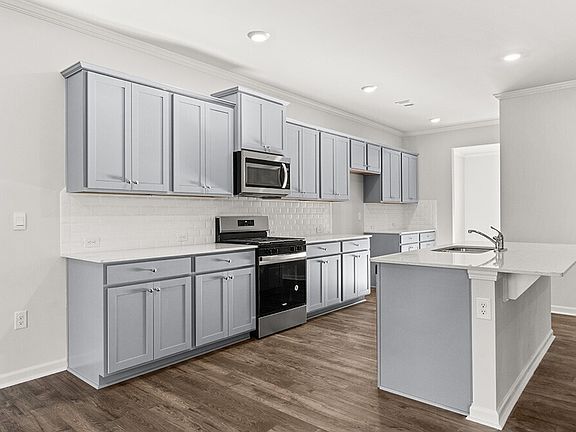 7th image of this home