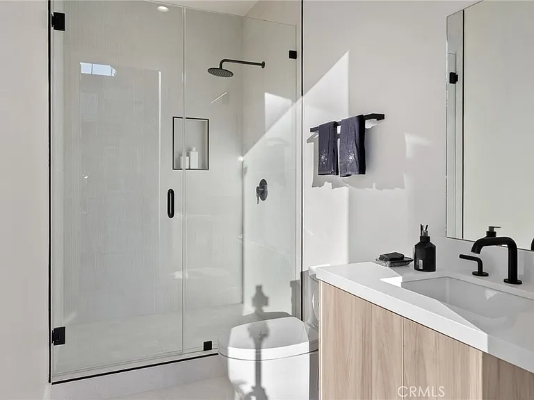 15547 Valley Vista Blvd — Photo 54