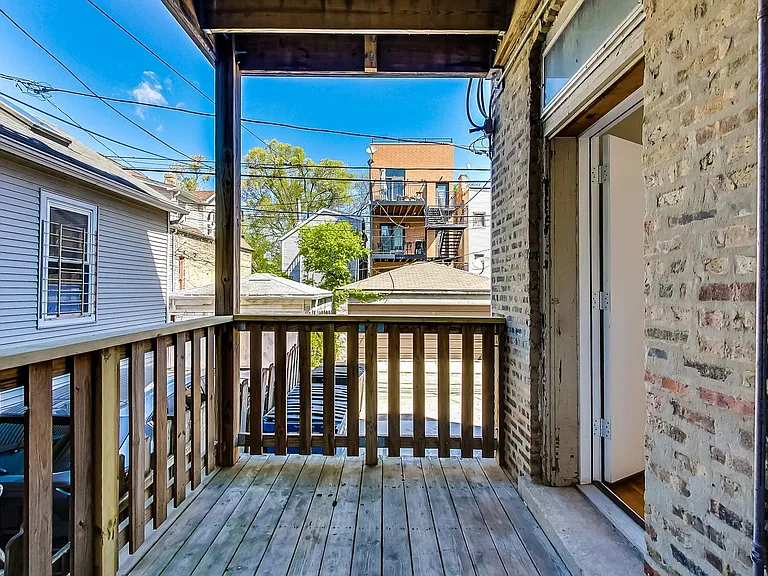 1914 W Crystal St #2R — Photo 13