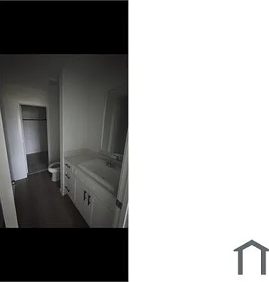 5 bed, 2320 sqft, $3,950 — Photo 2
