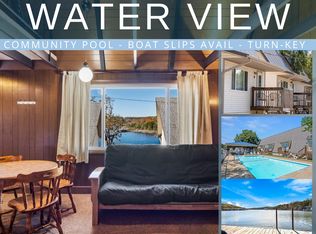 88 Deepwater Cir, Reeds Spring, MO 65737