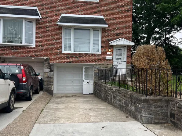 9013 Ashton Rd, Philadelphia, PA 19136