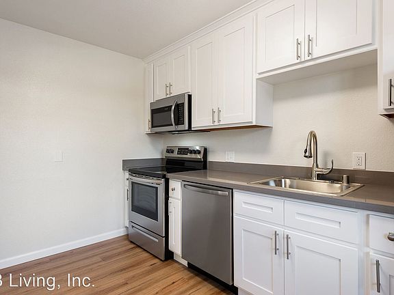 3rd image of 1570 Ebener St Unit 9