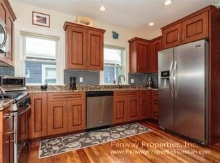148 Albion St #2, Somerville, MA 02144
