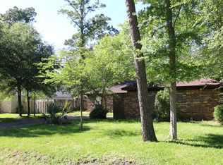 9735 Bayou Woods Dr, Baytown, TX 77521