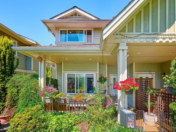 562 Keith Rd W, North Vancouver, BC V7P 3C7