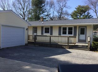 565 E Chadwick Dr, Muskegon, MI 49445