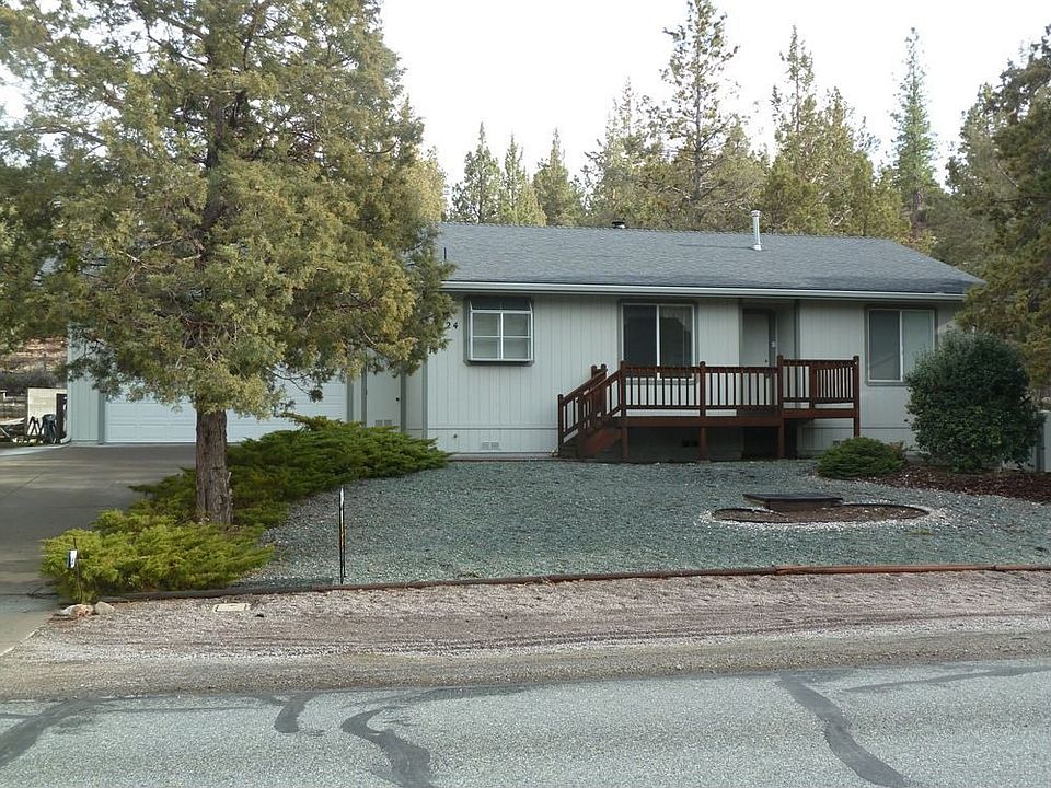1st image of 16124 Lake Shore Dr