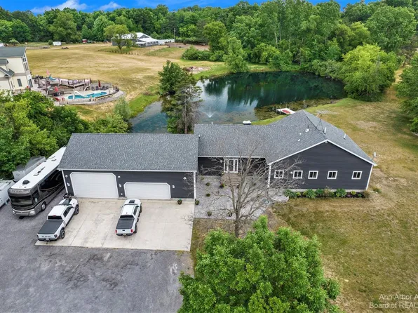 7914 Stony Lake Rd, Jackson, MI 49201