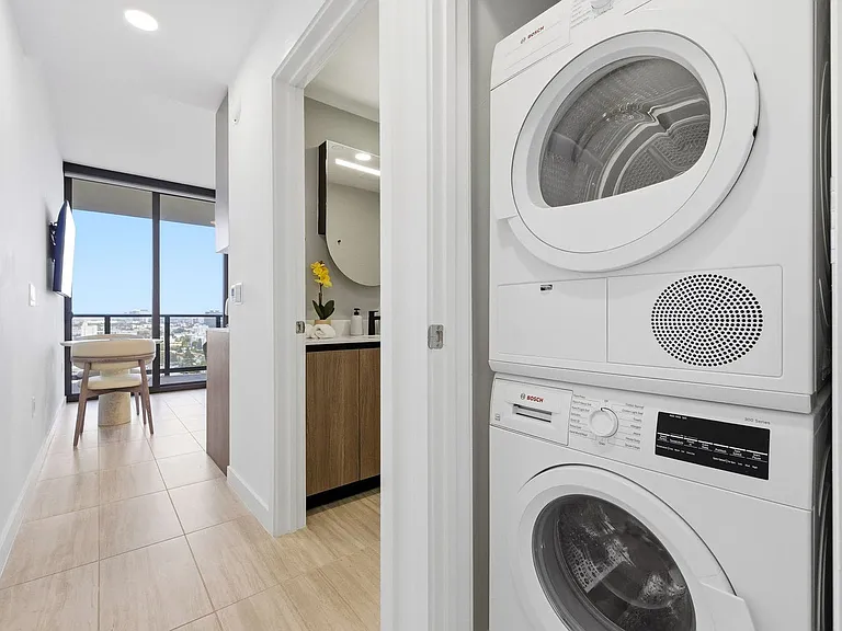 Washer/Dryer