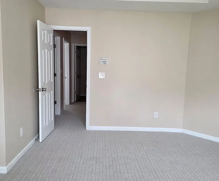 215 Colser Dr — Photo 6