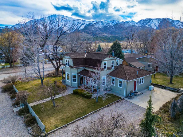 92 S Main St, New Harmony, UT 84757