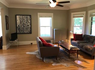 1835 Kenwood Pkwy #1, Minneapolis, MN 55405