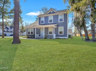 1 White Ibis Dr, Beaufort, SC 29907