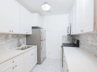 499 Maple St #2, Brooklyn, NY 11225