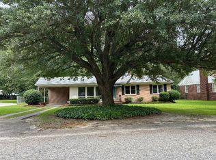 17 Sam Smith St, Sumter, SC 29150
