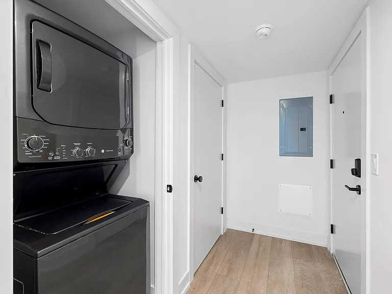 Wilton Place — Photo 11