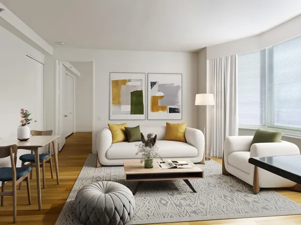 320 West 38th Street image 1 of 11