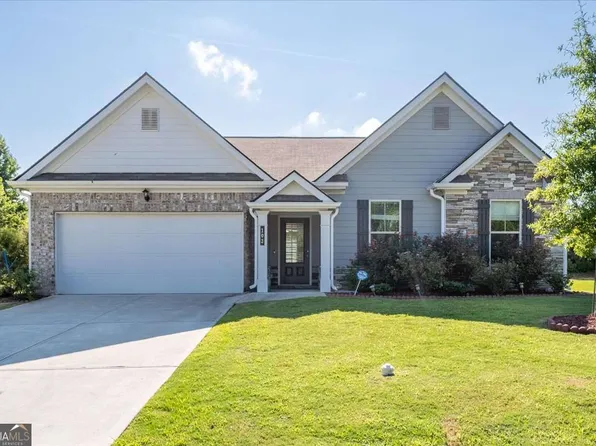 103 McGinnis Cir, Calhoun, GA 30701