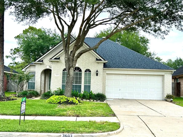 3603 Paigewood Dr, Pearland, TX 77584
