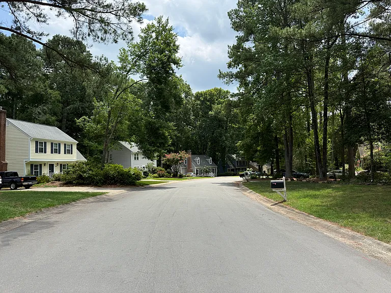 305 Old Fox Trl — Photo 46