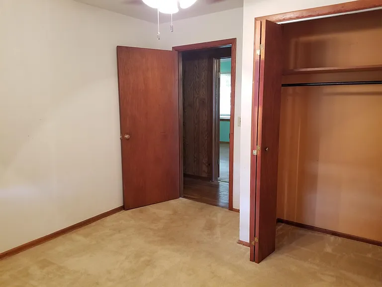 60 Crowden Ln — Photo 10