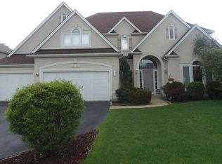 2408 Leverenz Rd, Naperville, IL 60564