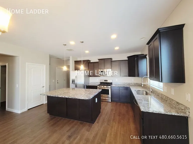13610 W Briles Rd — Photo 3