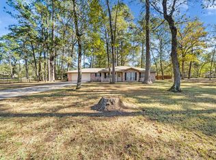 306 Canary St, New Caney, TX 77357